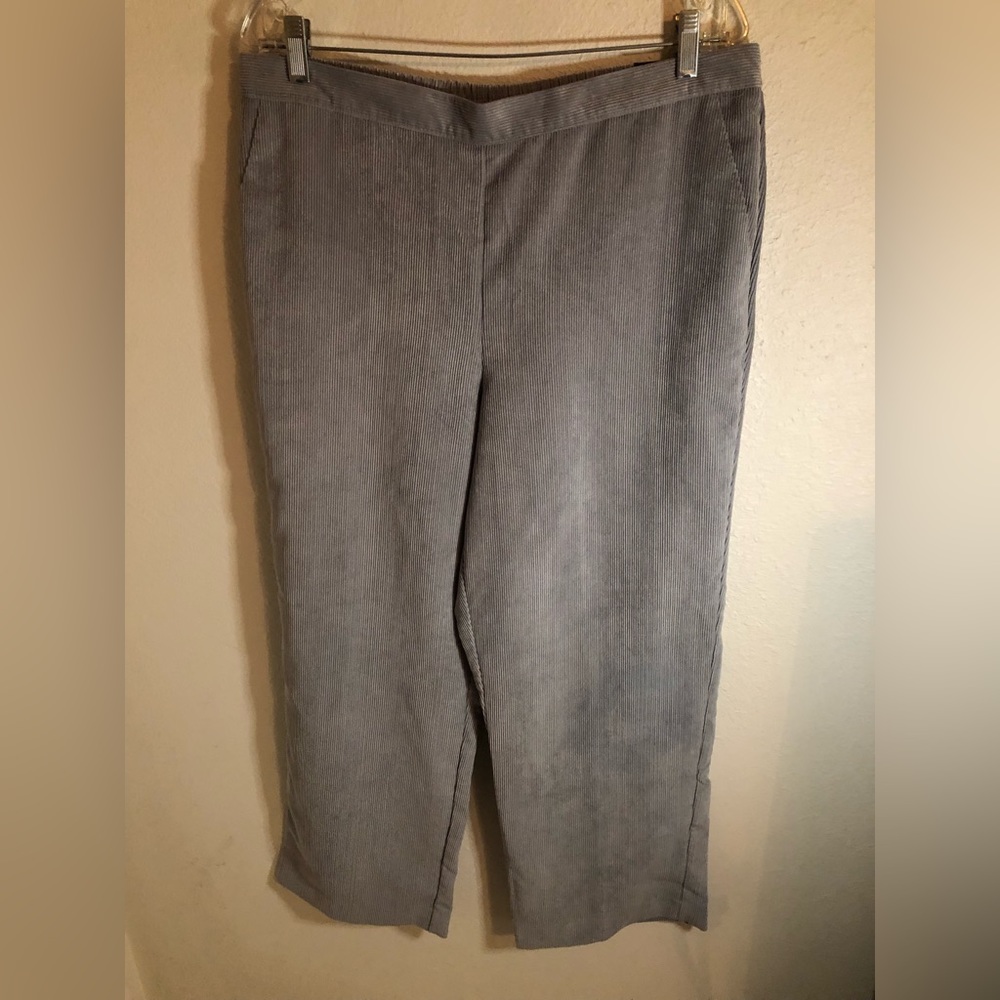 Alfred Dunner Women’s Pants Size 16